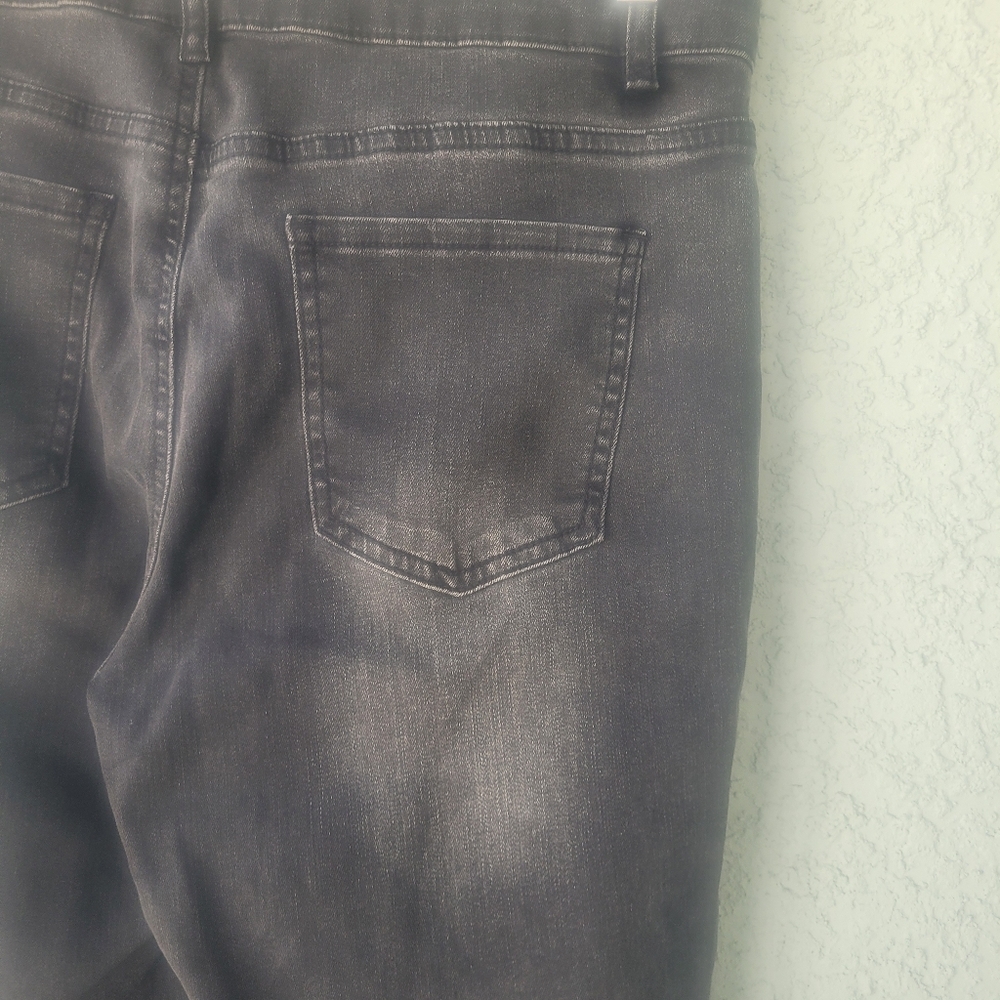 Charlie B Straight Leg Ankle Jeans - Picture 6 of 9